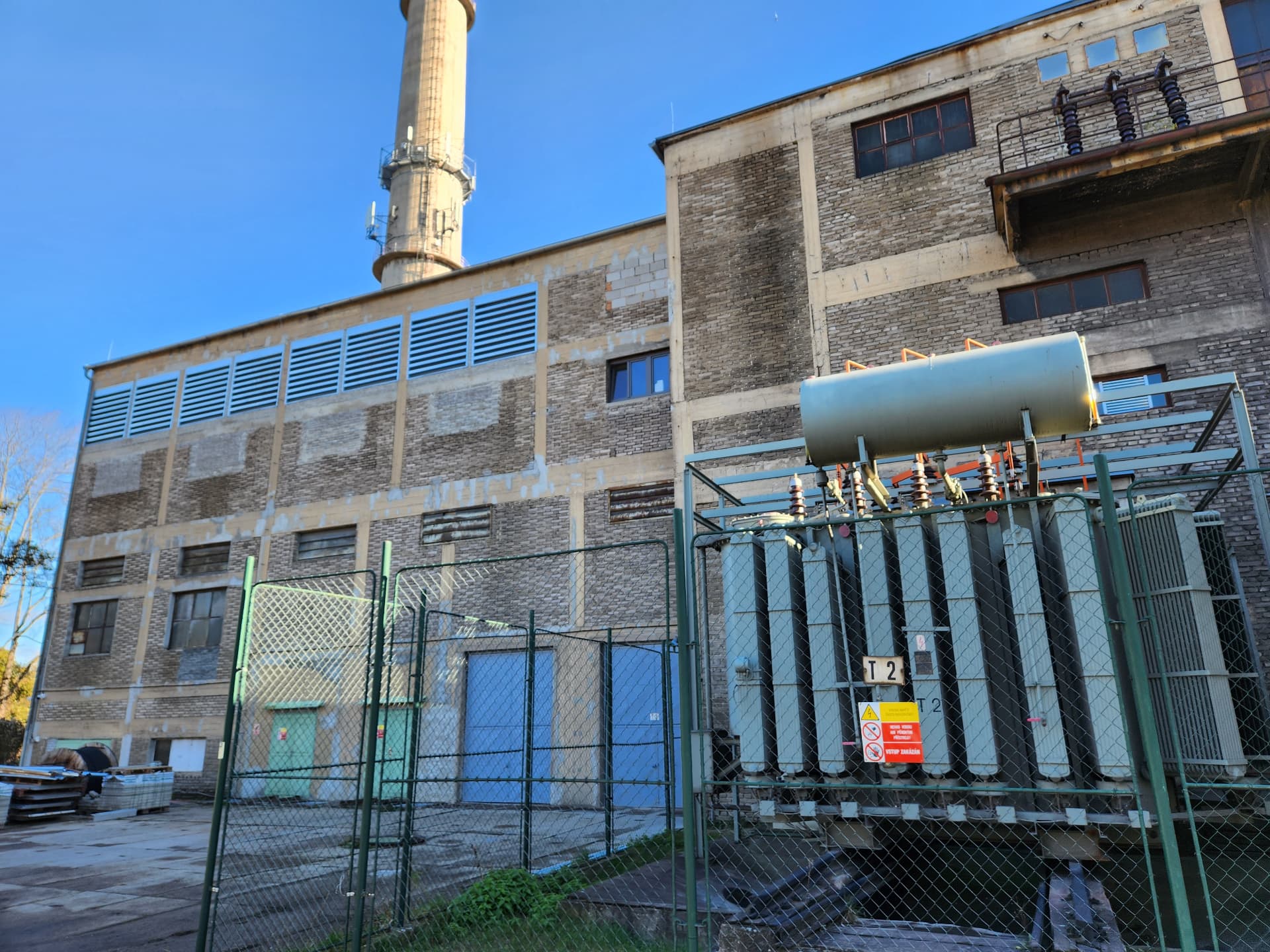 Přestavba brownfieldu v Praze na datové centrum